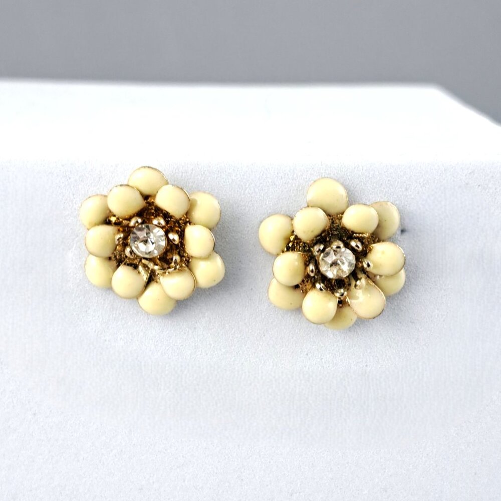 Ivory Flower Stud Earrings